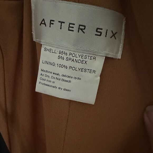 NWTs Dessy Group Velvet Capped Sleeve Dress Size XS - Picture 11 of 12